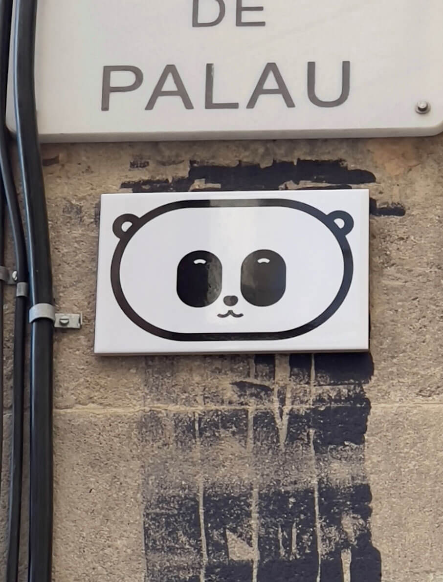 White Fuer Panda Ceramic Tile